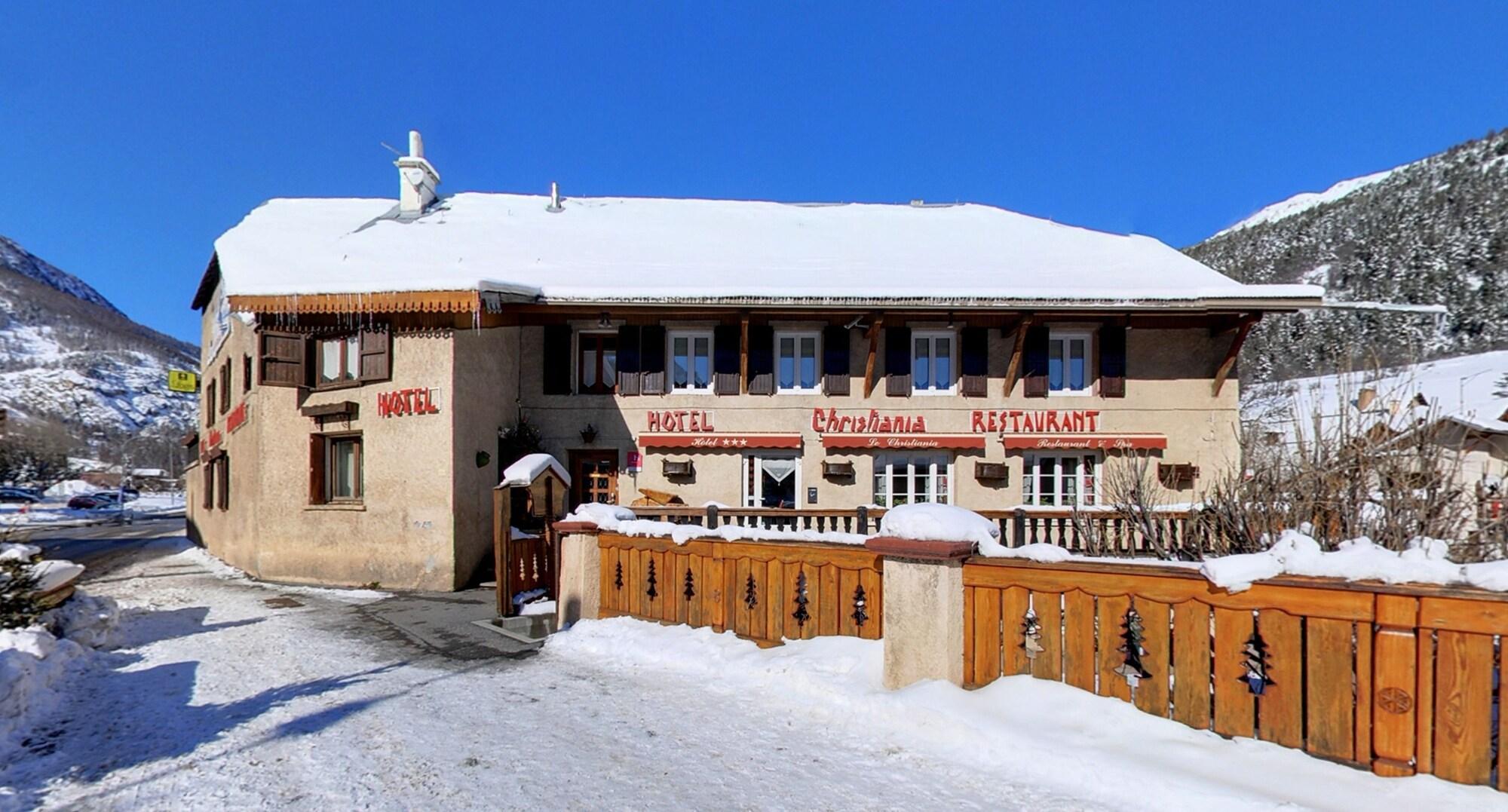 Le Christiania Hotel & Spa Ла-Саль-лез-Альп Экстерьер фото