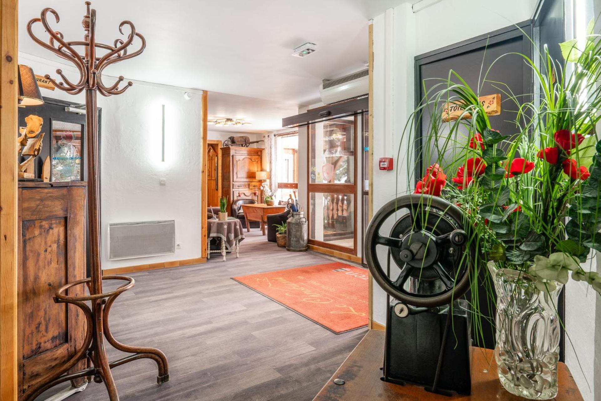 Le Christiania Hotel & Spa Ла-Саль-лез-Альп Экстерьер фото