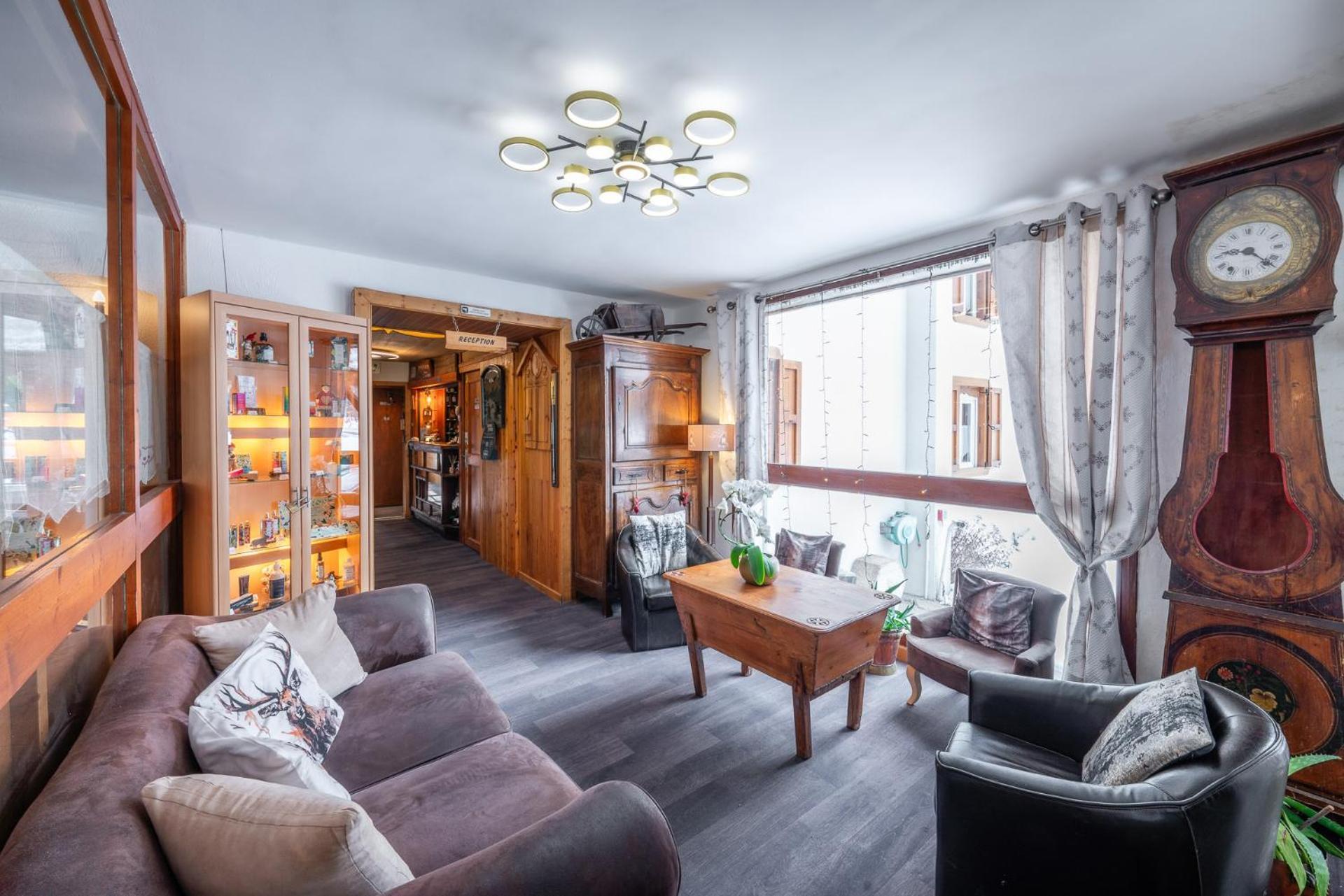 Le Christiania Hotel & Spa Ла-Саль-лез-Альп Экстерьер фото